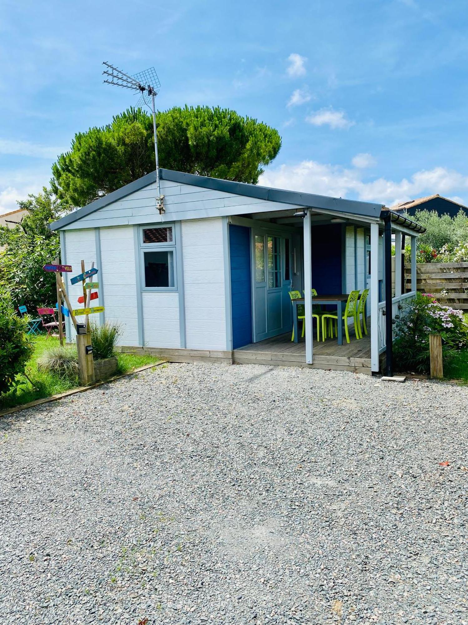 Chalet Atypique Au Calme Avec Emplacement Ideal Soubise Exteriör bild